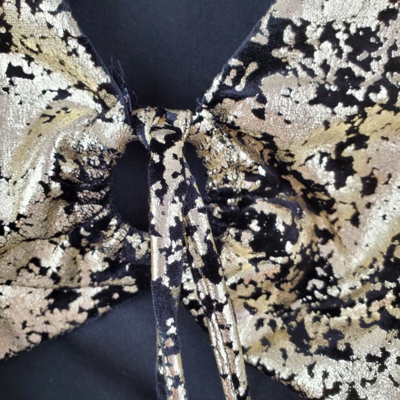 NWT Meraki Gold Black Velvet Wrap Top size M - Picture 13 of 16